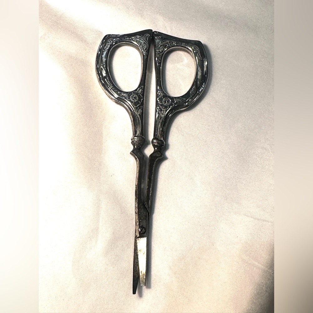 Vintage Antique Victorian Ornate Nail Scissors - Sterling 925